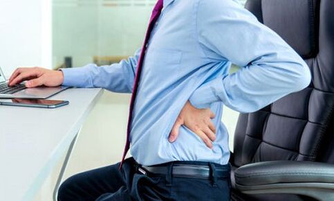 lage rugpijn als gevolg van prostatitis